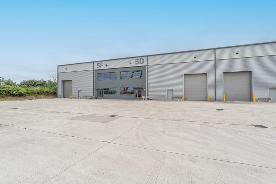 Triumph Business Park, Liverpool for lease - Building Photo - Image 3 of 9