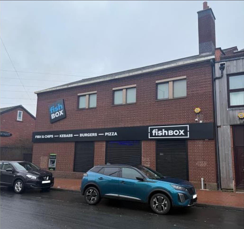 28 Market Pl, Tipton for lease Primary Photo- Image 1 of 2