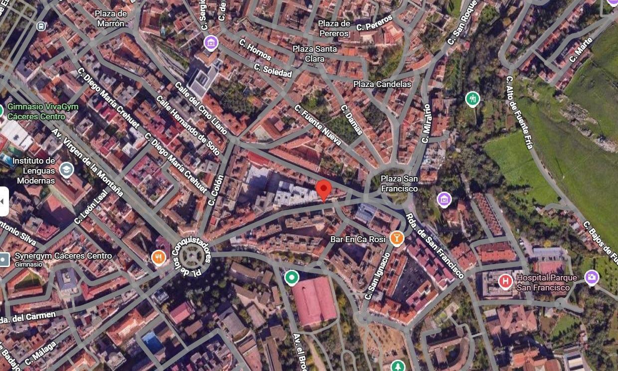 Calle Profesor Hernández Pacheco, 4, Cáceres, Cáceres à louer Photo du bâtiment- Image 1 de 2