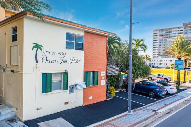 Plus de détails pour 3405 N Ocean Dr, Hollywood, FL - Services hôteliers à vendre