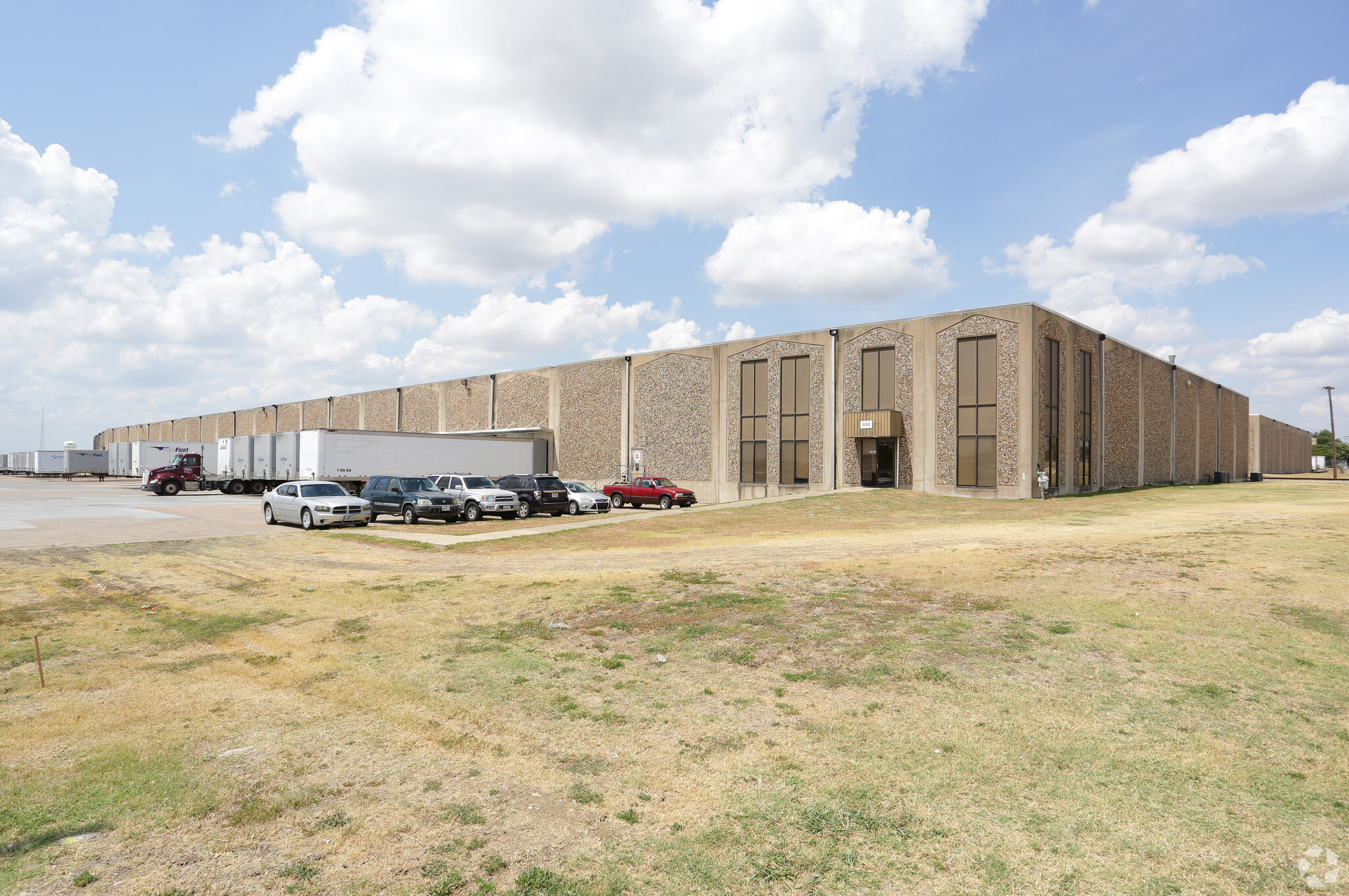 850 State Highway 161, Grand Prairie, TX for lease Building Photo- Image 1 of 4