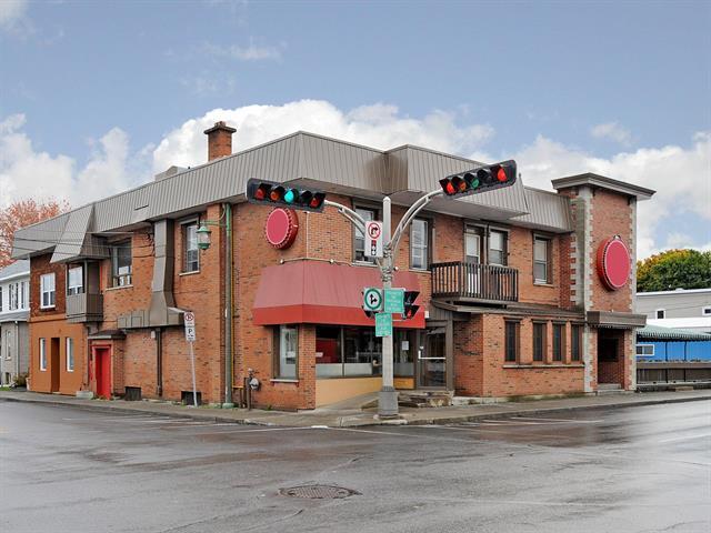 80 Rue Alexandre, Salaberry-de-valleyfield, QC for sale Primary Photo- Image 1 of 1