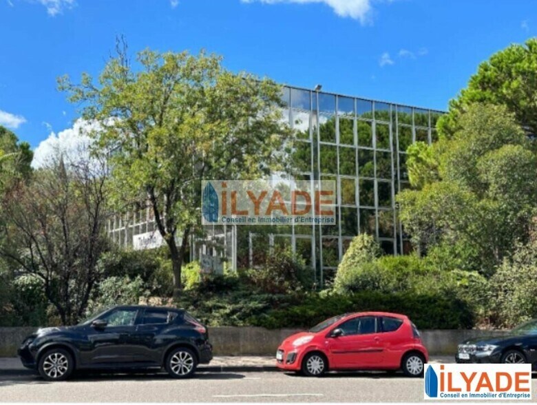 Bureau dans Marseille à louer - Photo du bâtiment - Image 2 de 5