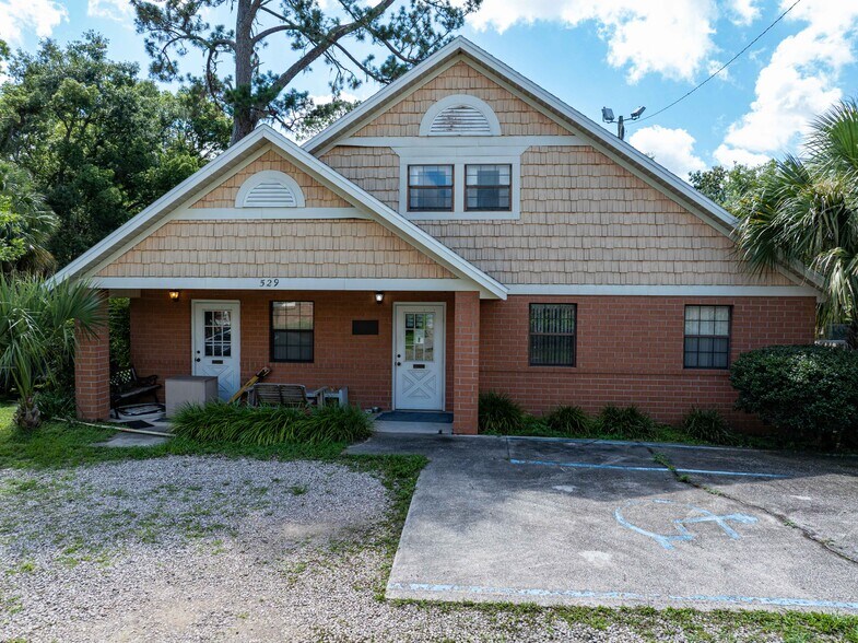 529 Ohio Ave S, Live Oak, FL à vendre - Photo du bâtiment - Image 3 de 21