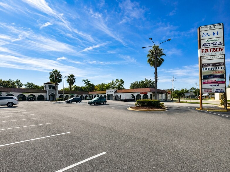 9735 Saint Augustine Rd, Jacksonville, FL for lease - Building Photo - Image 3 of 4