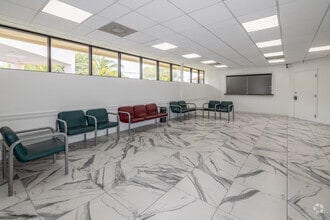 9765 San Jose Blvd, Jacksonville, FL à louer Hall d’entrée- Image 2 de 5