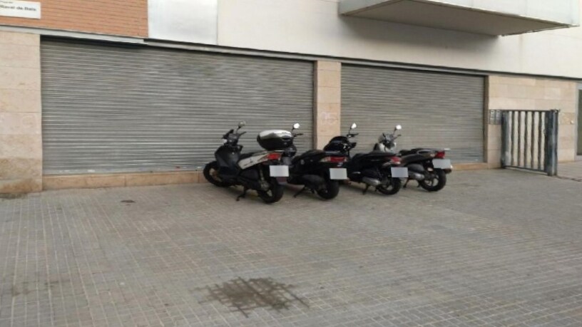 Immeuble residentiel dans El Prat de Llobregat, Barcelona à vendre - Photo principale - Image 1 de 1
