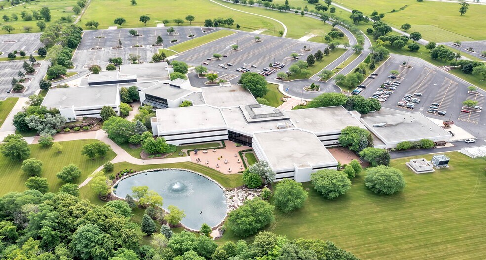 1100 Employers Blvd, De Pere, WI à louer - Aérien - Image 2 de 11