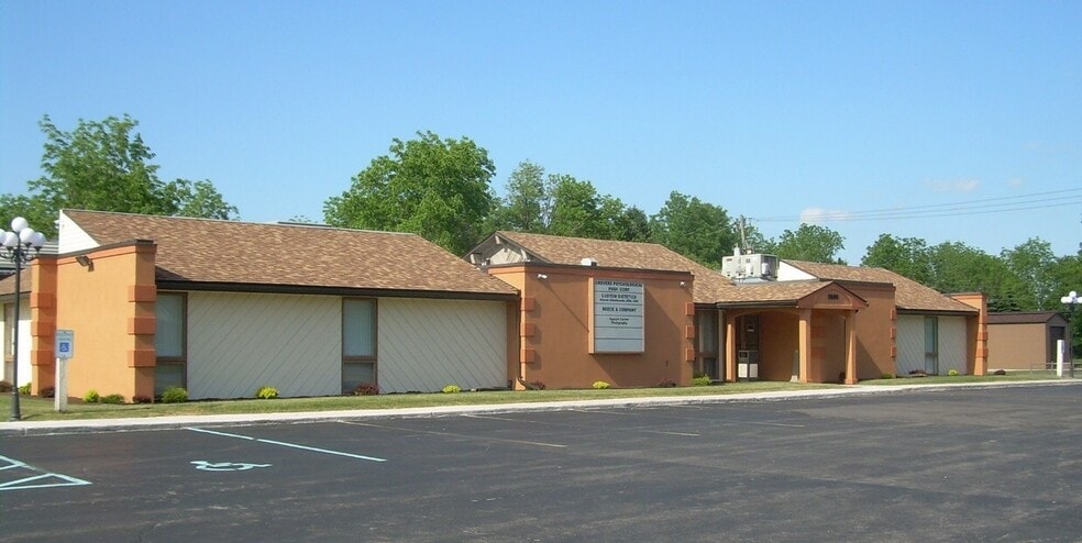 8600 Sheridan Dr, Buffalo, NY for sale - Building Photo - Image 2 of 13