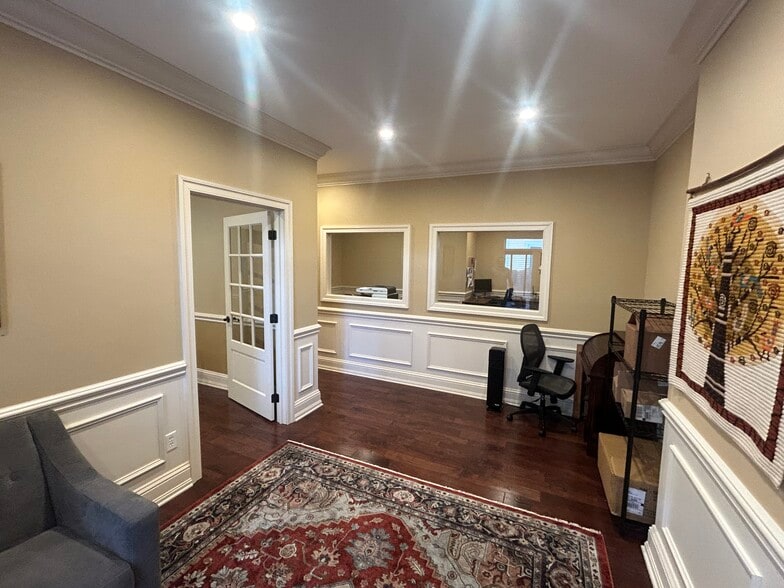 137 Commons Ct, Chadds Ford, PA à vendre - Photo du bâtiment - Image 3 de 3