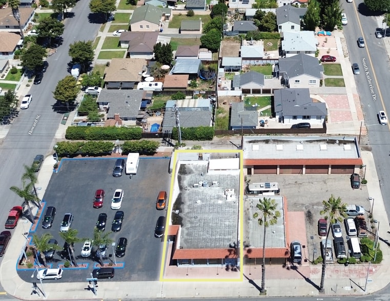 2531 E Thompson Blvd, Ventura, CA à vendre - Photo du bâtiment - Image 3 de 10
