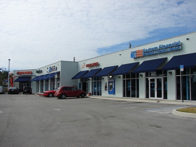 Plus de détails pour 1579-1595 N Federal Hwy, Fort Lauderdale, FL - Commerce de détail à louer