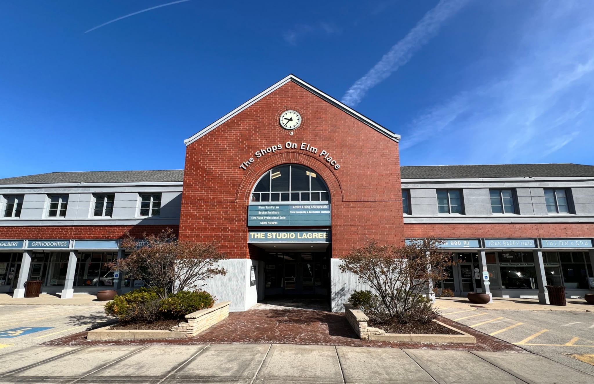 581-607 Elm Pl, Highland Park, IL for lease Primary Photo- Image 1 of 9