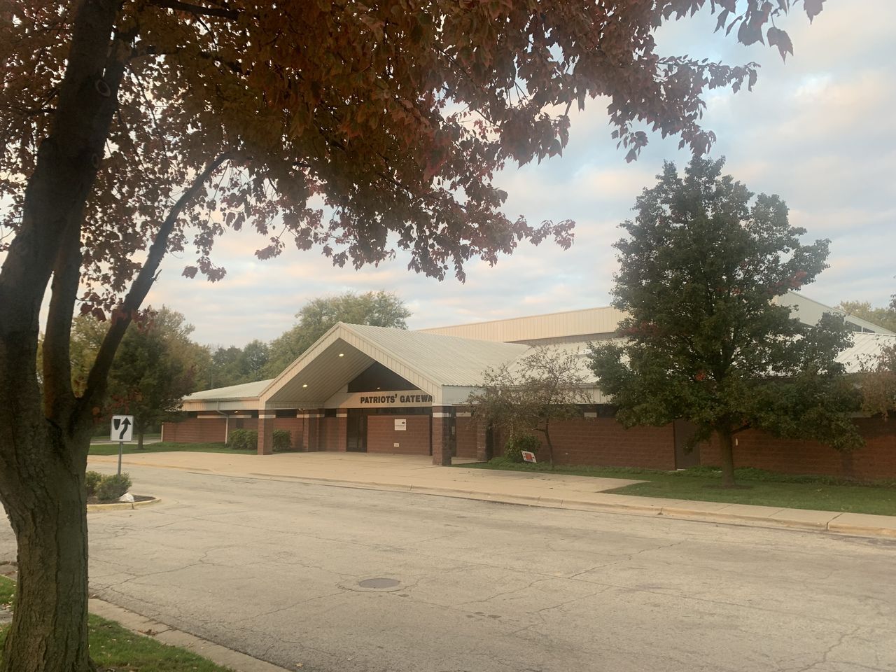 615 S 5th St, Rockford, IL à louer Photo principale- Image 1 de 19