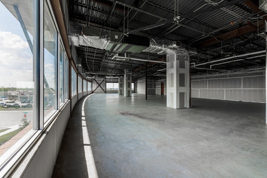 580 Cibolo Valley Dr, Cibolo, TX for lease - Interior Photo - Image 3 of 22