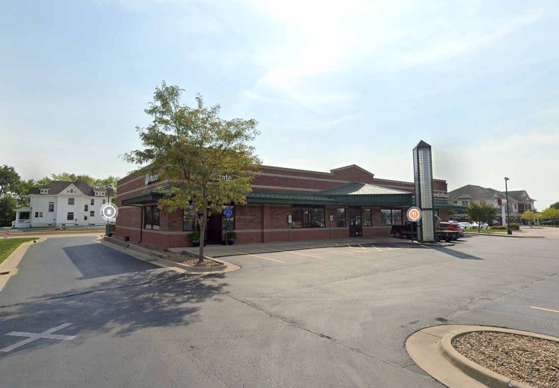 415 Community Dr, North Liberty, IA for lease Building Photo- Image 1 of 4