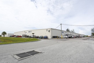 Plus de détails pour 12200 34th St N, Clearwater, FL - Industriel à louer