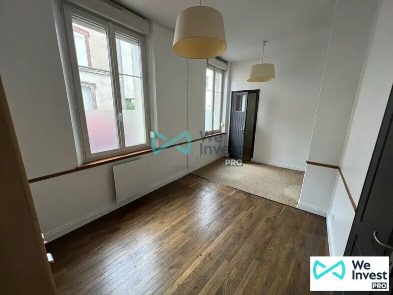 Office in Reims for lease - Interior Photo - Image 2 of 19