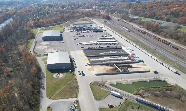 470 Lock 8 Way, Fort Edward, NY à vendre - Photo du bâtiment - Image 2 de 12