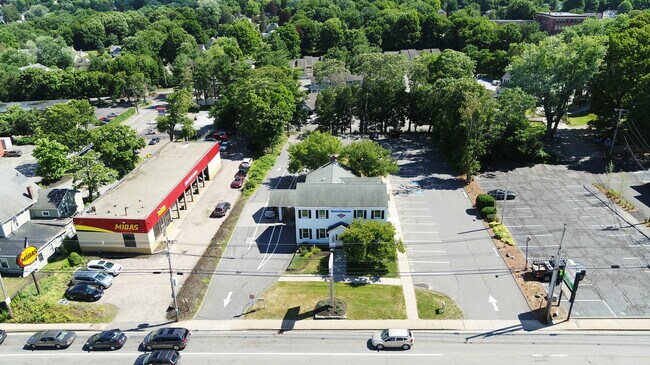 Plus de détails pour 223 E Main St, Marlborough, MA - Commerce de détail à louer