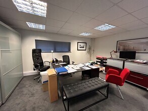 128A Eglantine Av, Belfast for sale Building Photo- Image 2 of 4