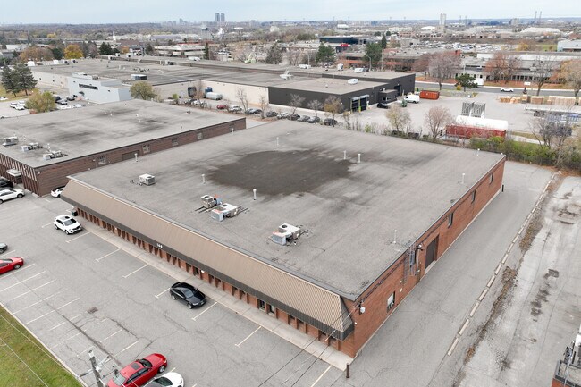 Plus de détails pour 160 Don Park Rd, Markham, ON - Industriel à louer