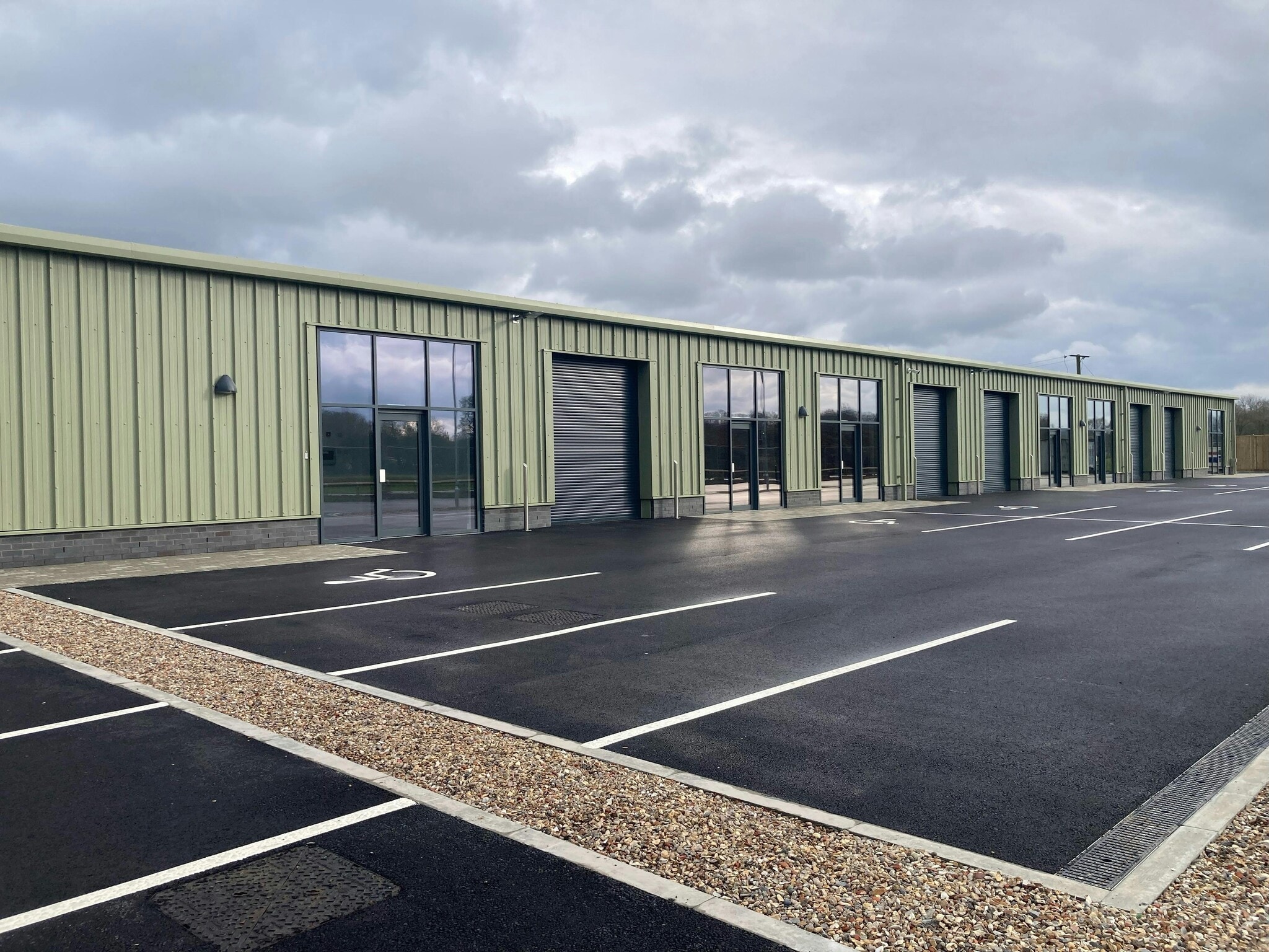 Mare Lane Business Park, Mare Lane, Bracknell for lease Building Photo- Image 1 of 6