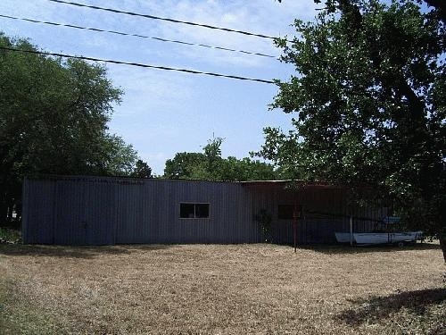 201 W 9th St, Burnet, TX for sale - Building Photo - Image 2 of 31