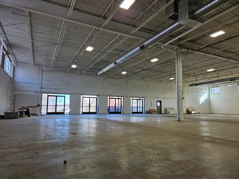 725 Main St, Middletown, CT for lease - Building Photo - Image 3 of 15