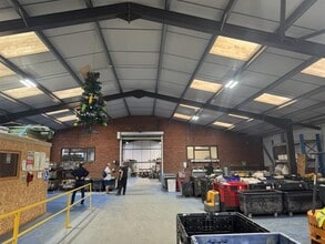 Talewater, Talaton for lease Interior Photo- Image 1 of 3