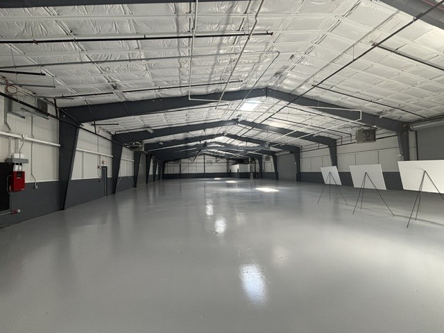 120 Aldene Rd, Roselle, NJ for lease - Interior Photo - Image 2 of 9