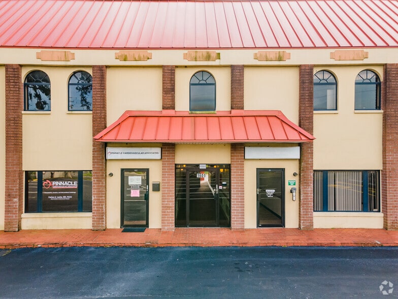 1601 W Reynolds St, Plant City, FL à louer - Photo du bâtiment - Image 3 de 8