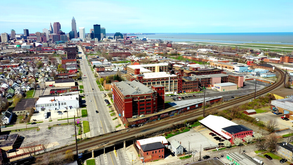 3615 Superior Ave, Cleveland, OH for lease - Aerial - Image 3 of 19