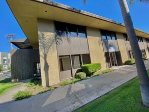 10405 San Diego Mission Rd, San Diego, CA for lease Interior Photo- Image 2 of 19