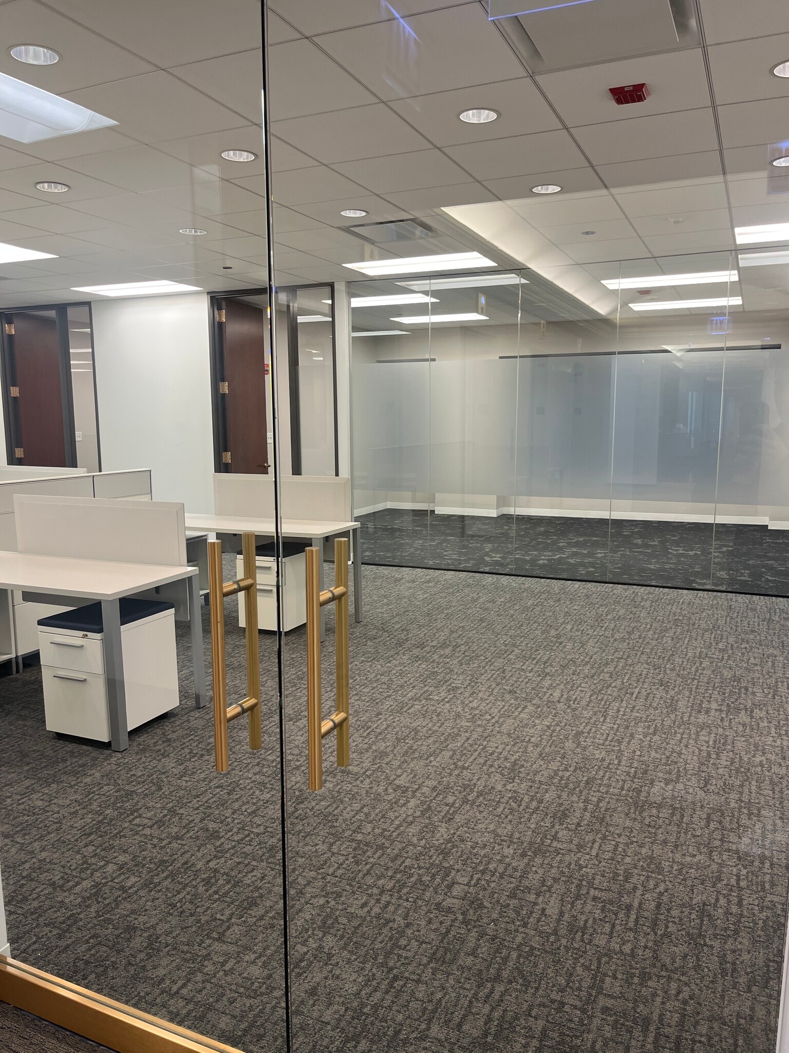 190 S La Salle St, Chicago, IL for lease Building Photo- Image 1 of 5