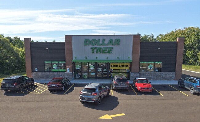 Plus de détails pour 628 Palms Ave, Ishpeming, MI - Commerce de détail à vendre