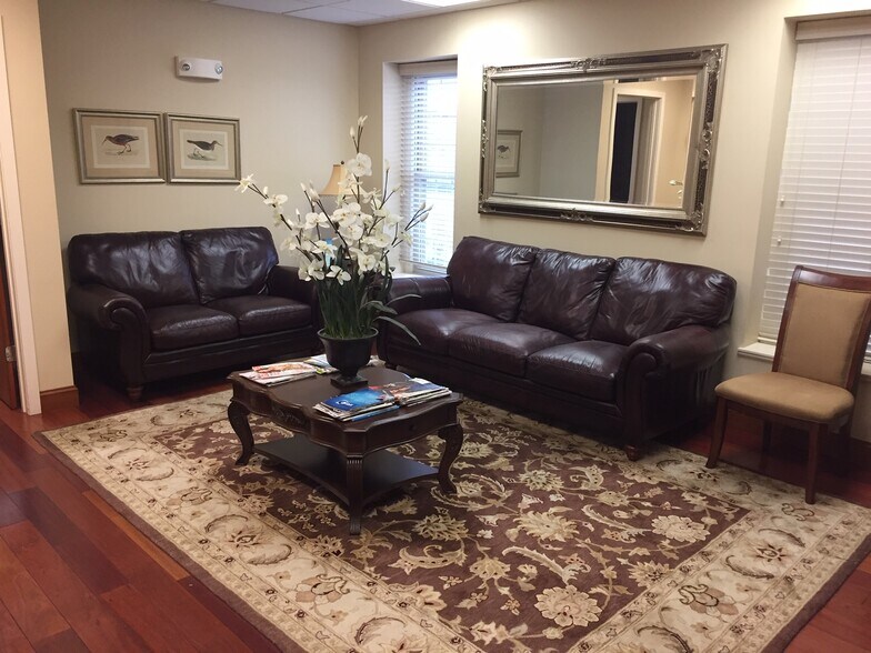 101-105 S Main St, Coopersburg, PA à louer - Hall d’entrée - Image 2 de 8