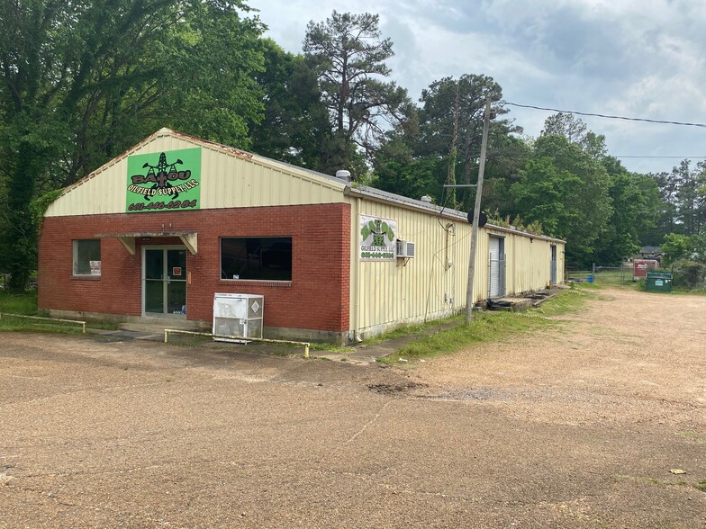 242 US-61, Natchez, MS à vendre - Photo du bâtiment - Image 1 de 1