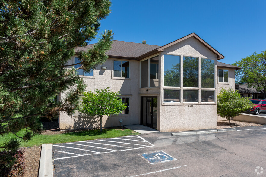 6645 Delmonico Dr, Colorado Springs, CO for lease - Primary Photo - Image 1 of 15