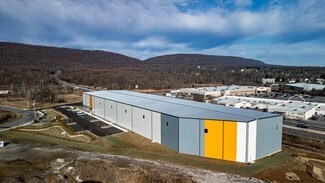 Plus de détails pour 20 Green Knight Dr, Wind Gap, PA - Industriel à louer