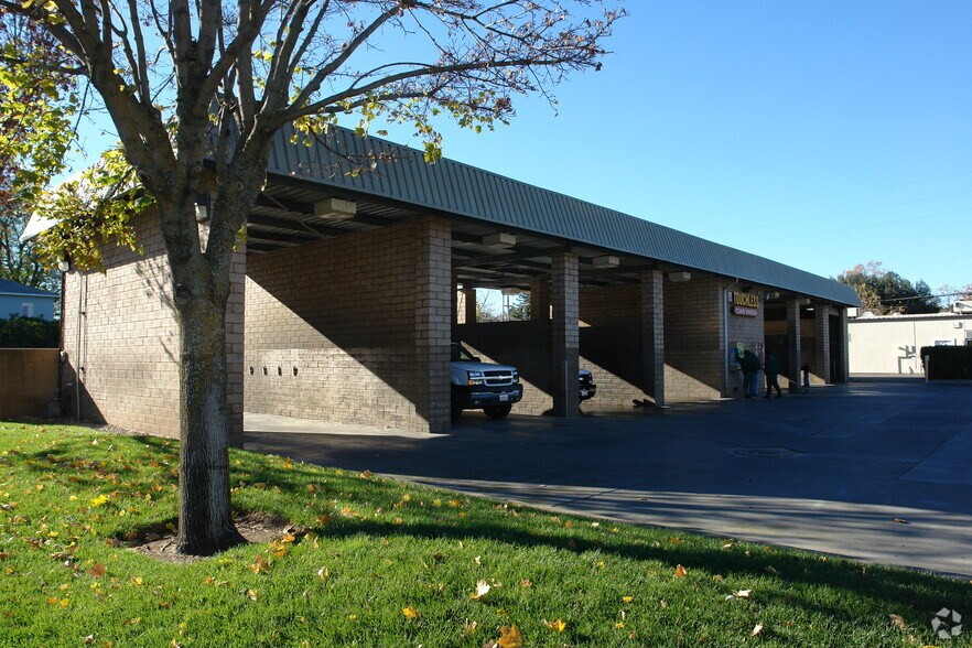 1110 W 6th St, Chico, CA à vendre - Photo principale - Image 2 de 3