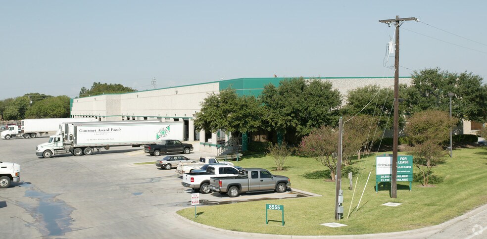 8555 Loop 410 NE, San Antonio, TX à louer - Photo du bâtiment - Image 2 de 13