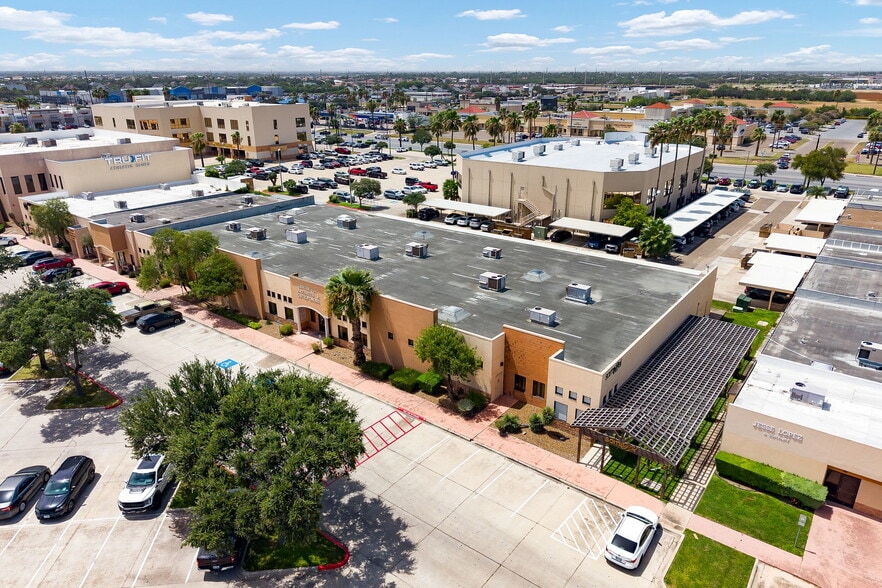2601 Cornerstone Blvd, Edinburg, TX for sale - Building Photo - Image 2 of 49