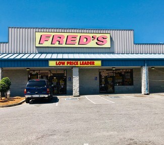 Plus de détails pour 767 Veterans Pkwy, Hinesville, GA - Commerce de détail à louer