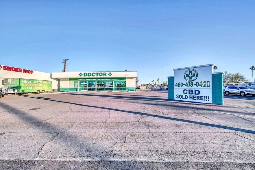 3550 E Broadway Rd, Mesa, AZ à louer - Photo du bâtiment - Image 3 de 23