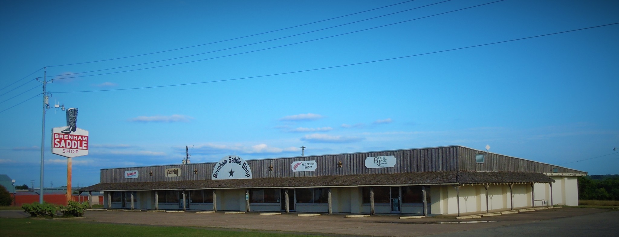 1800 Highway 290 E, Brenham, TX à vendre Photo du b timent- Image 1 de 1