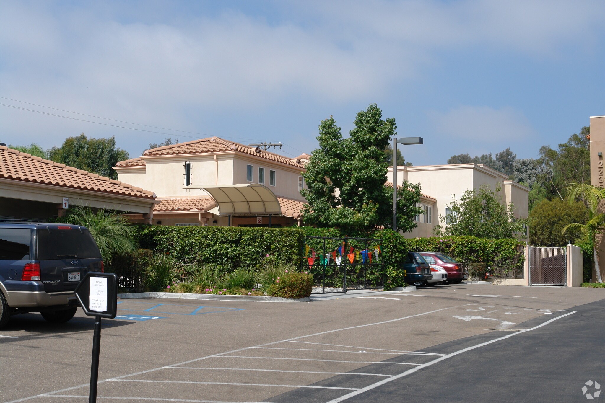 2232 Encinitas Blvd, Encinitas, CA à vendre Photo principale- Image 1 de 14