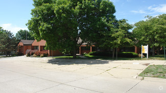 More details for 8230 Beechwood Dr, Lincoln, NE - Office for Sale