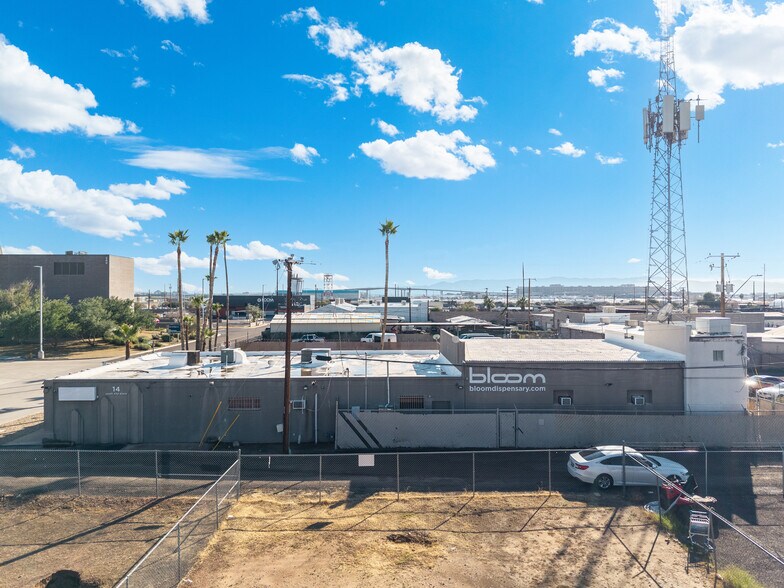 14 S 41st Pl, Phoenix, AZ à vendre - Photo du bâtiment - Image 2 de 7