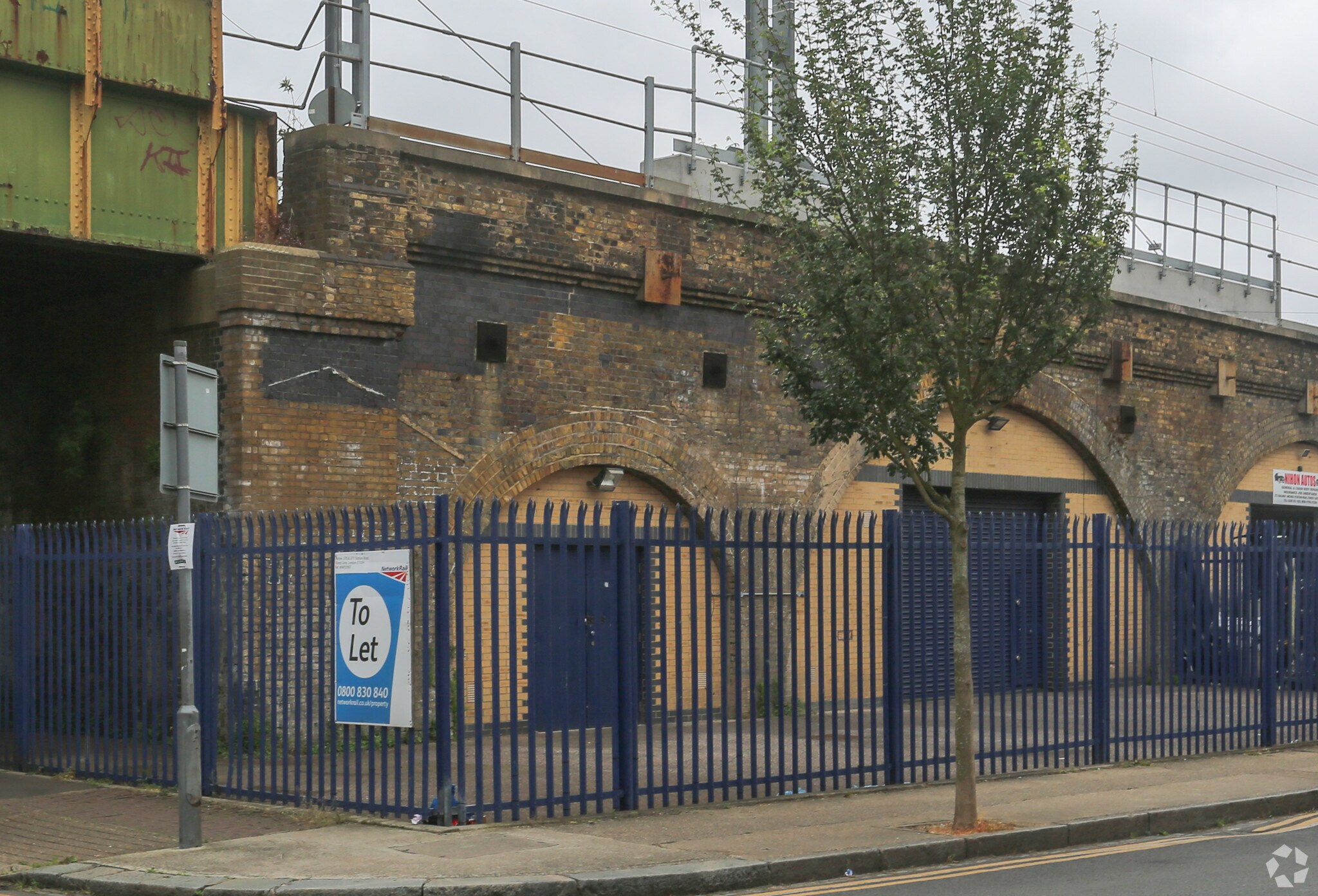 370-379 Station Rd, Londres à louer Photo principale- Image 1 de 6